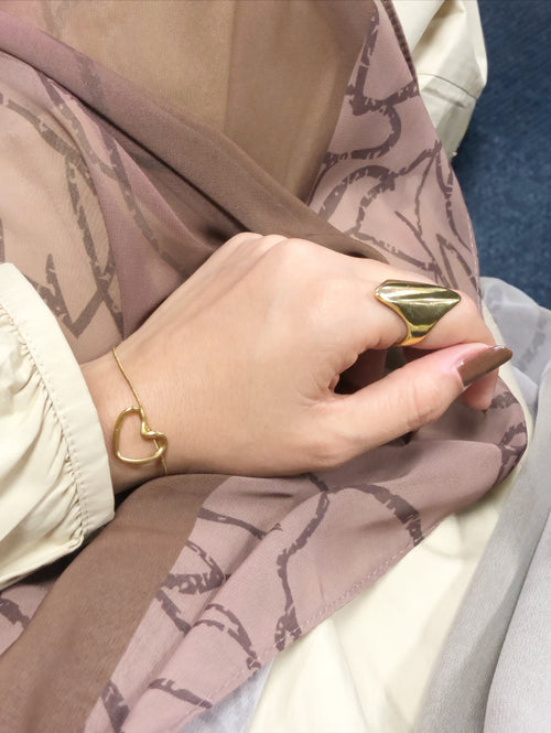 Amora Heart Bracelet ♡ | Minimalist Luxury Necklace for Everyday Elegance